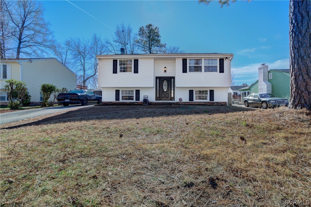 Property Photo:  917 Pleasant Street  VA 23223 