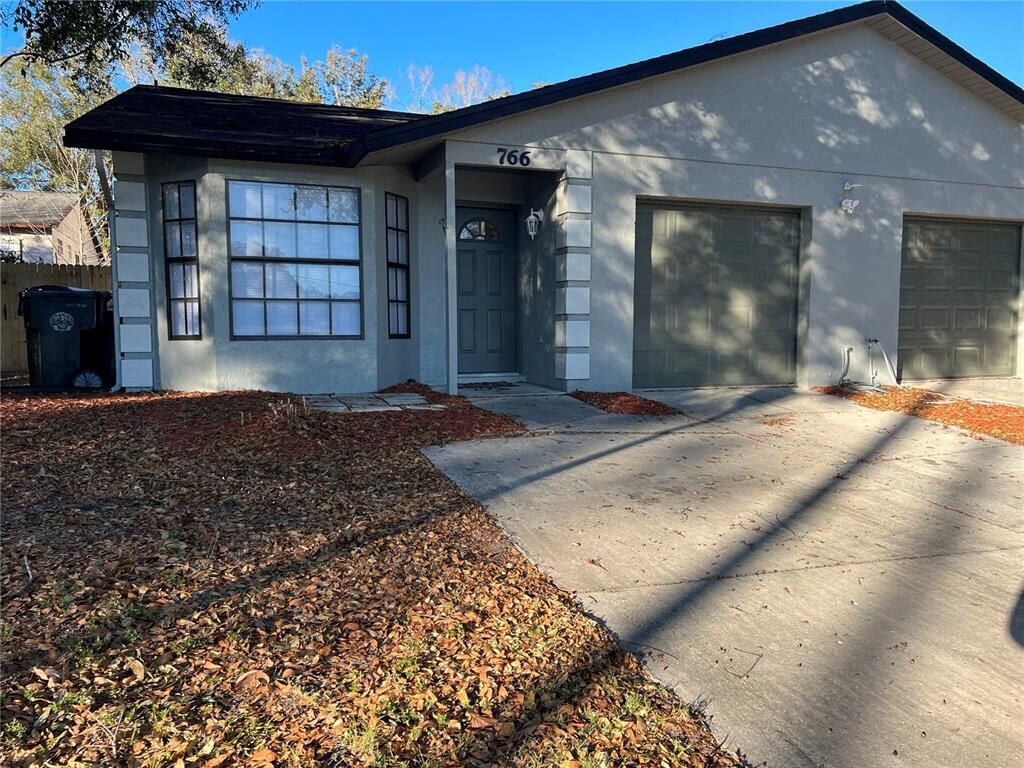 Property Photo: 766 Wolf Creek Court FL 32703
