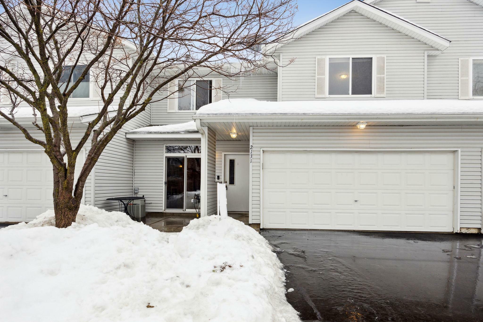 Property Photo:  2131 Parkway Avenue  MN 55379 