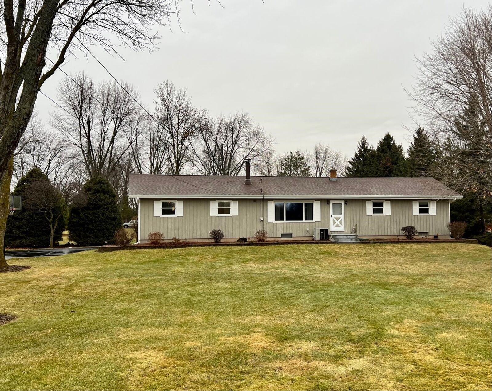 Property Photo: 2632 Fairview Road WI 54956