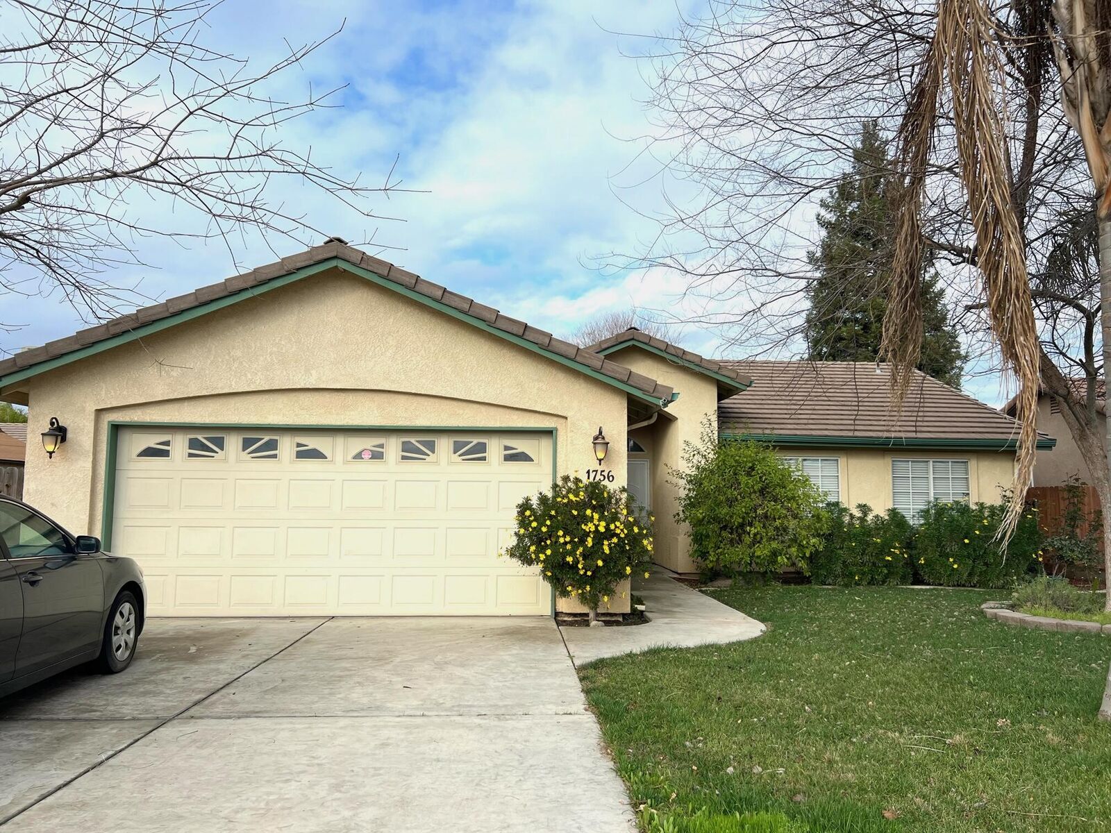 Property Photo:  1756 River Springs Avenue  CA 93257 