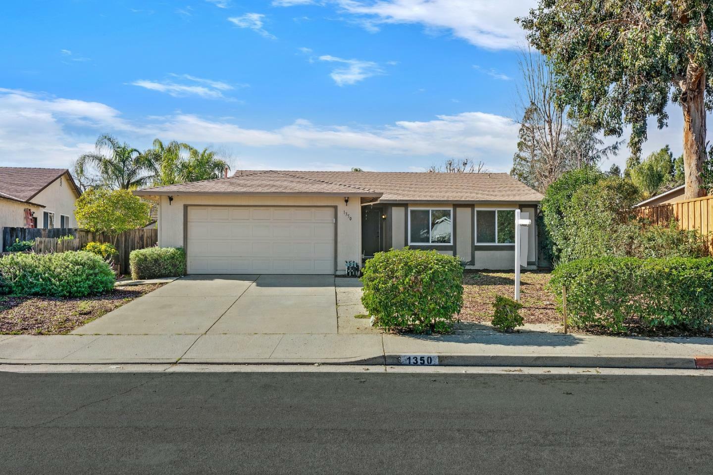 Property Photo:  1350 Jasmine Way  CA 95037 