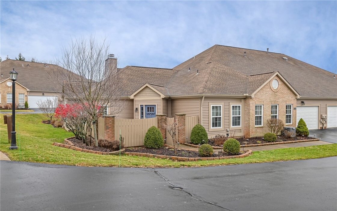 Property Photo:  709 Wilshire Circle  PA 16046 