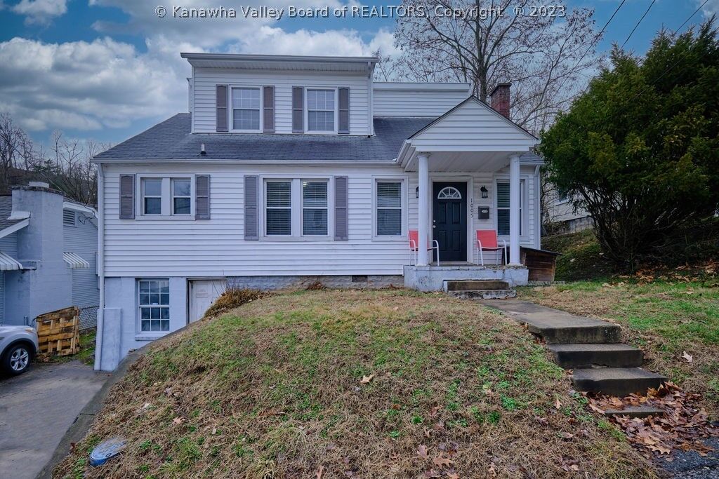 Property Photo:  1005 Tinder Avenue  WV 25302 