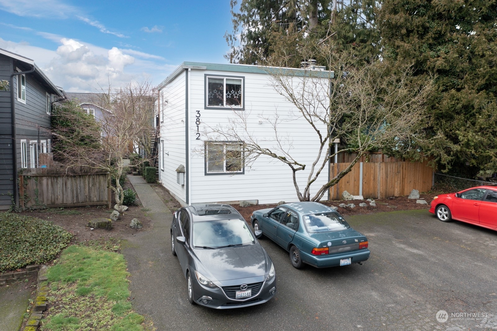 Property Photo:  3812 Wetmore Avenue  WA 98201 