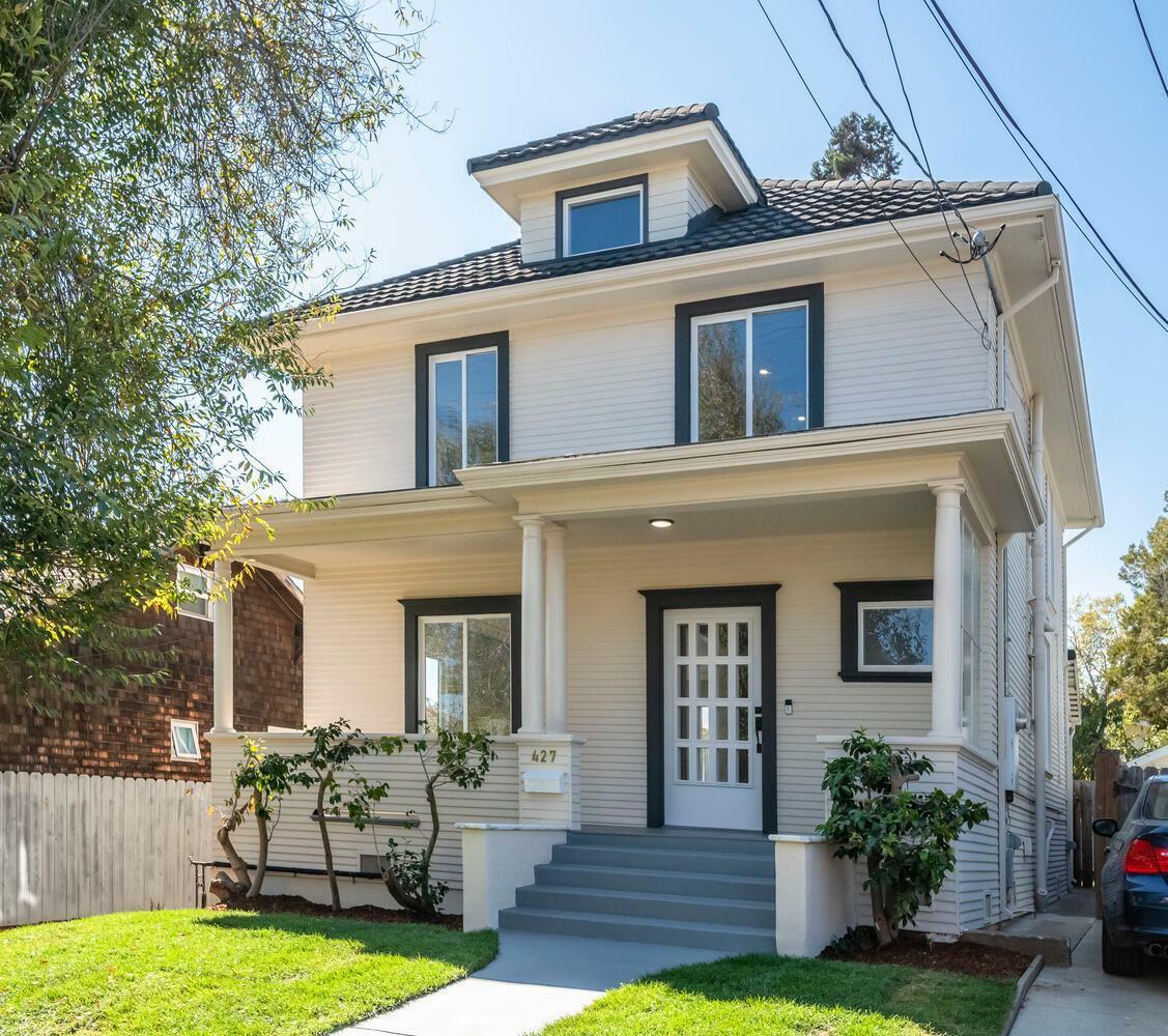 Property Photo:  427 Highland Avenue  CA 94401 