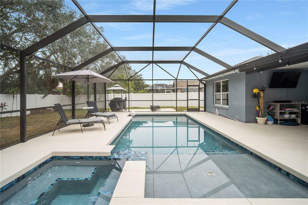 Property Photo:  4117 Kingsfield Drive  FL 34219 