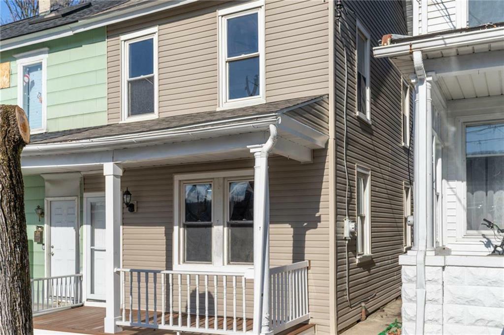 Property Photo:  46 Dowell Street  PA 18080 