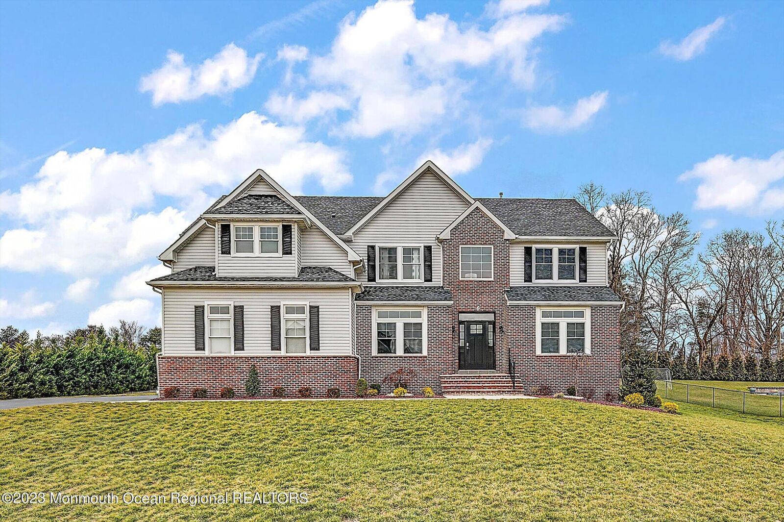 Property Photo:  6 Northfield Court  NJ 07728 