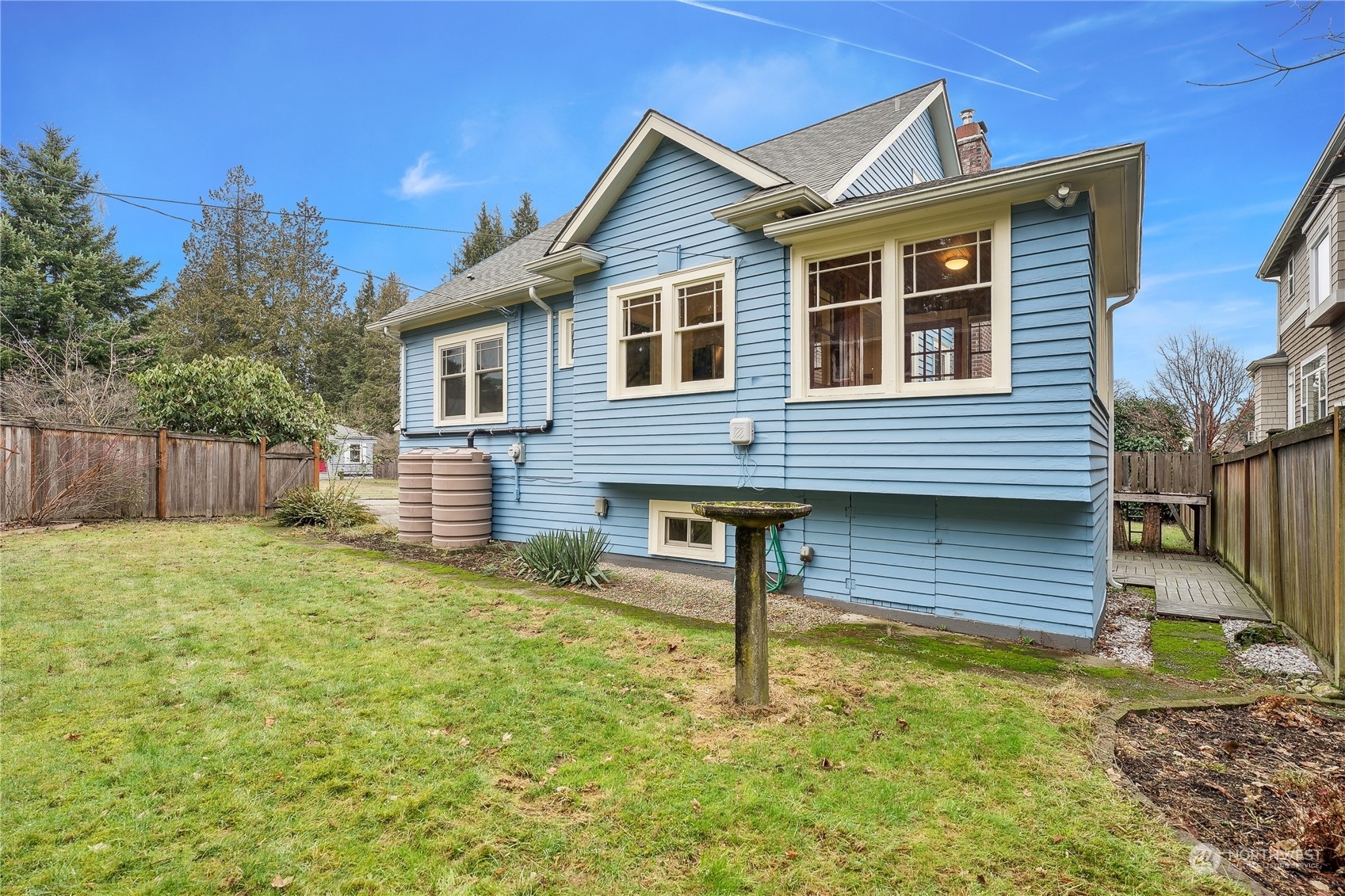 Property Photo: 7757 35th Avenue NE WA 98115