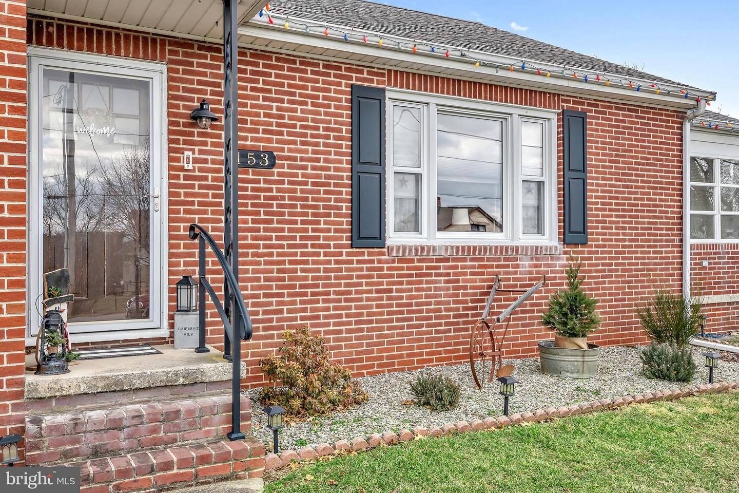 Property Photo:  153 W Highland Avenue  PA 17362 