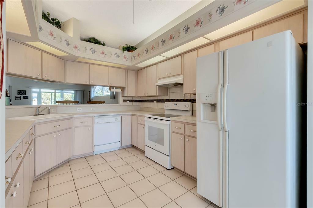 Property Photo:  6511 Wilander Street  FL 34748 