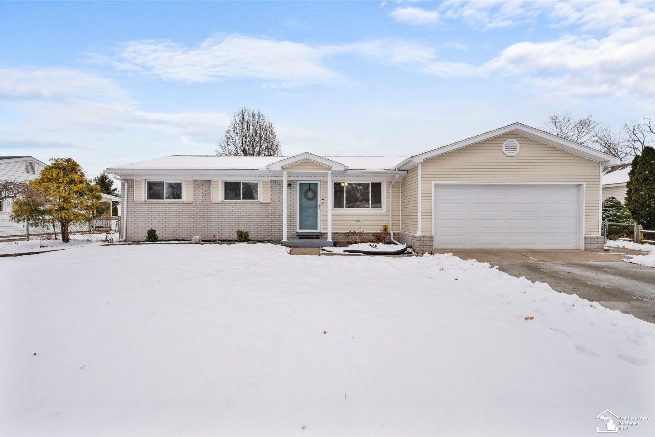 Property Photo:  7430 Wellsley Street  MI 48144 