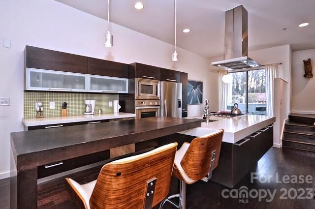 Property Photo: 318 Viburnum Way Court NC 28208