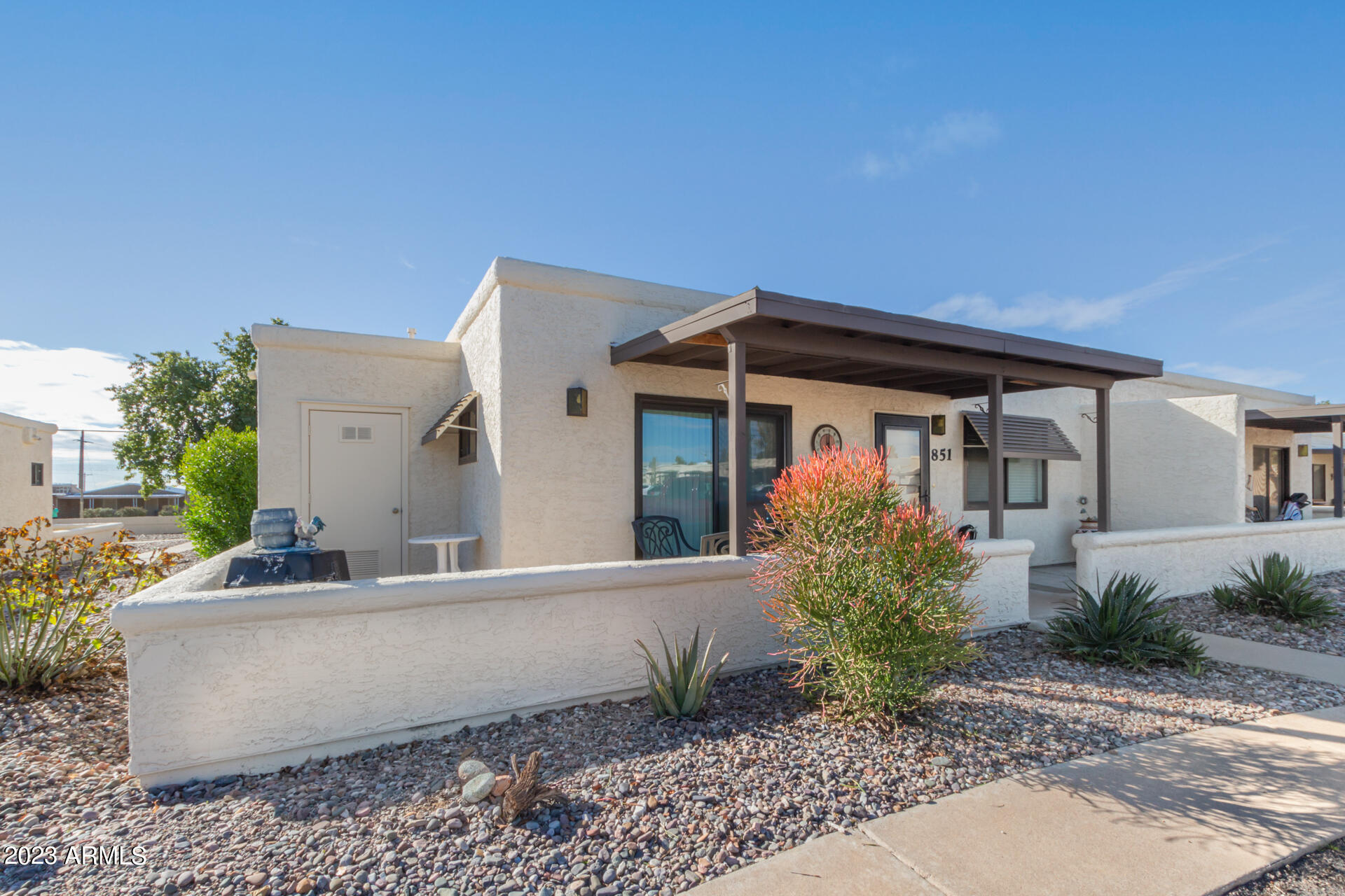 Property Photo: 851 E Lancaster Circle AZ 85132