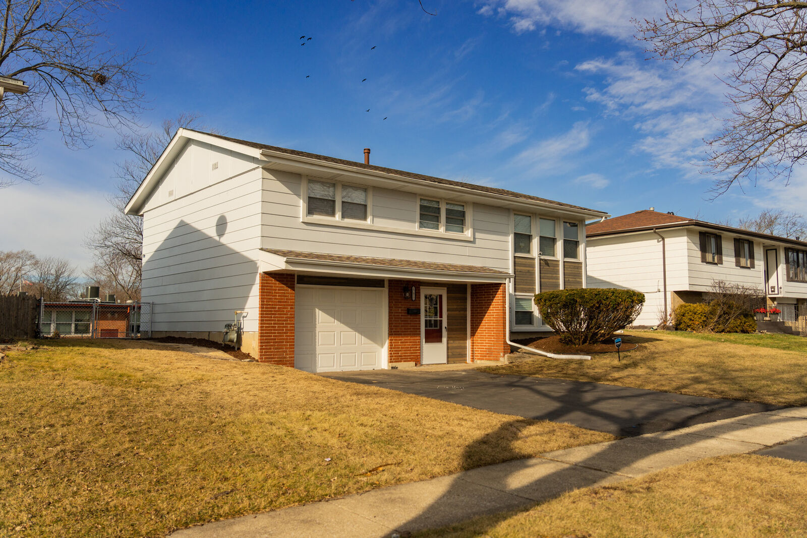Property Photo:  17012 Elm Drive  IL 60429 