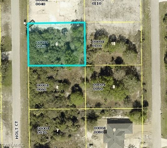 Property Photo: 6136 Holt Court FL 33905