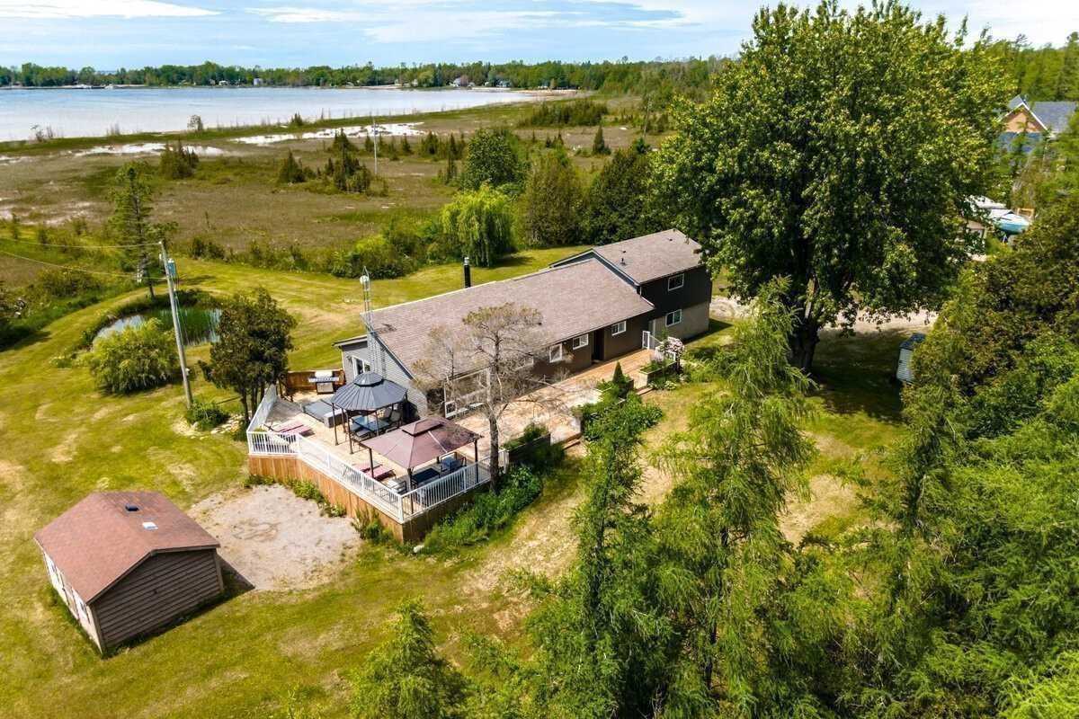 637 Huron Rd  South Bruce Peninsula ON N0H2T0 photo