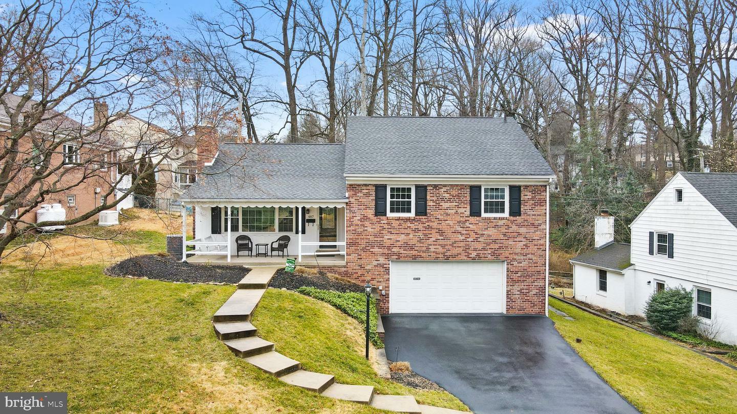 Property Photo: 487 Kerr Lane PA 19064