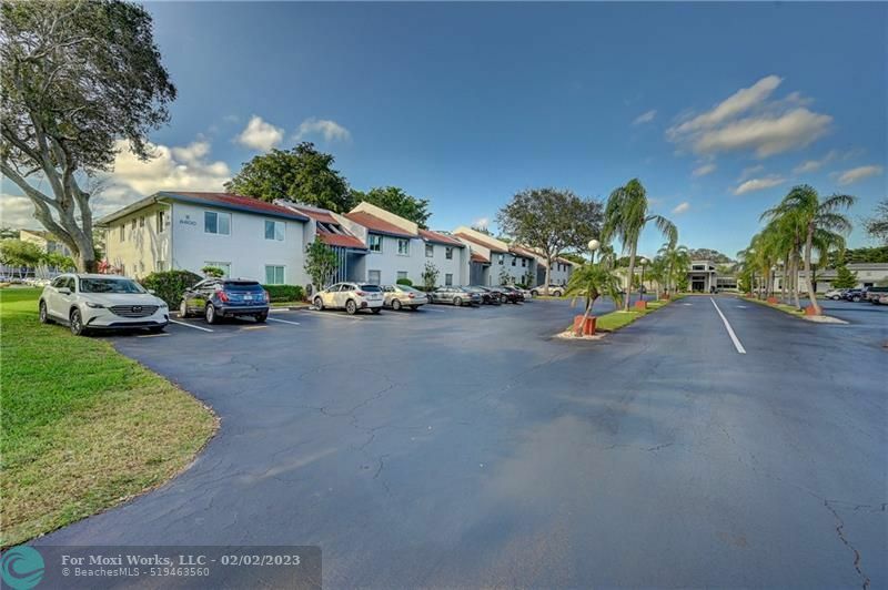 Property Photo:  6600 S Oriole Blvd 106  FL 33446 