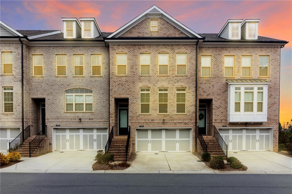Property Photo: 7914 Laurel Crest Drive GA 30024