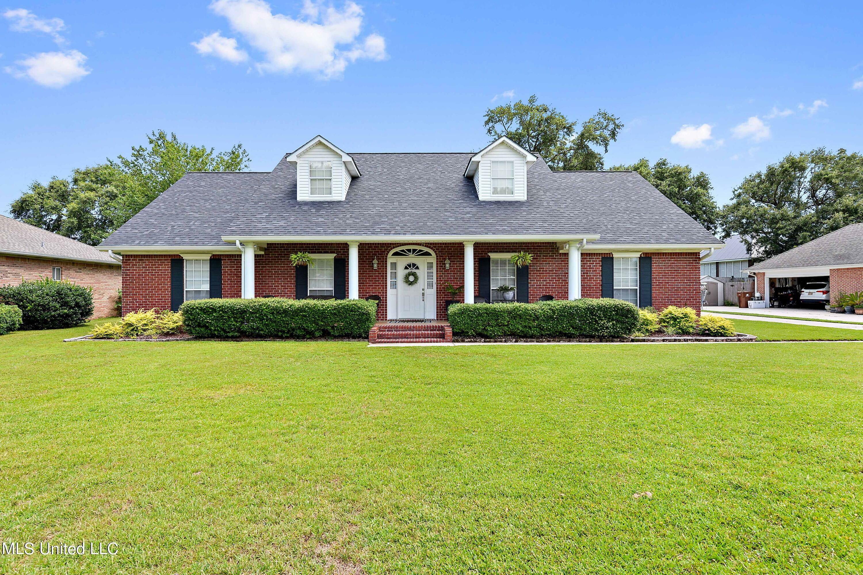 Property Photo:  207 E 3rd Street  MS 39560 