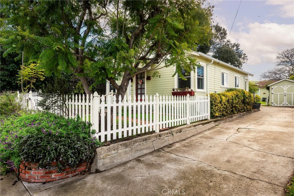 Property Photo:  541 High Street  CA 93401 