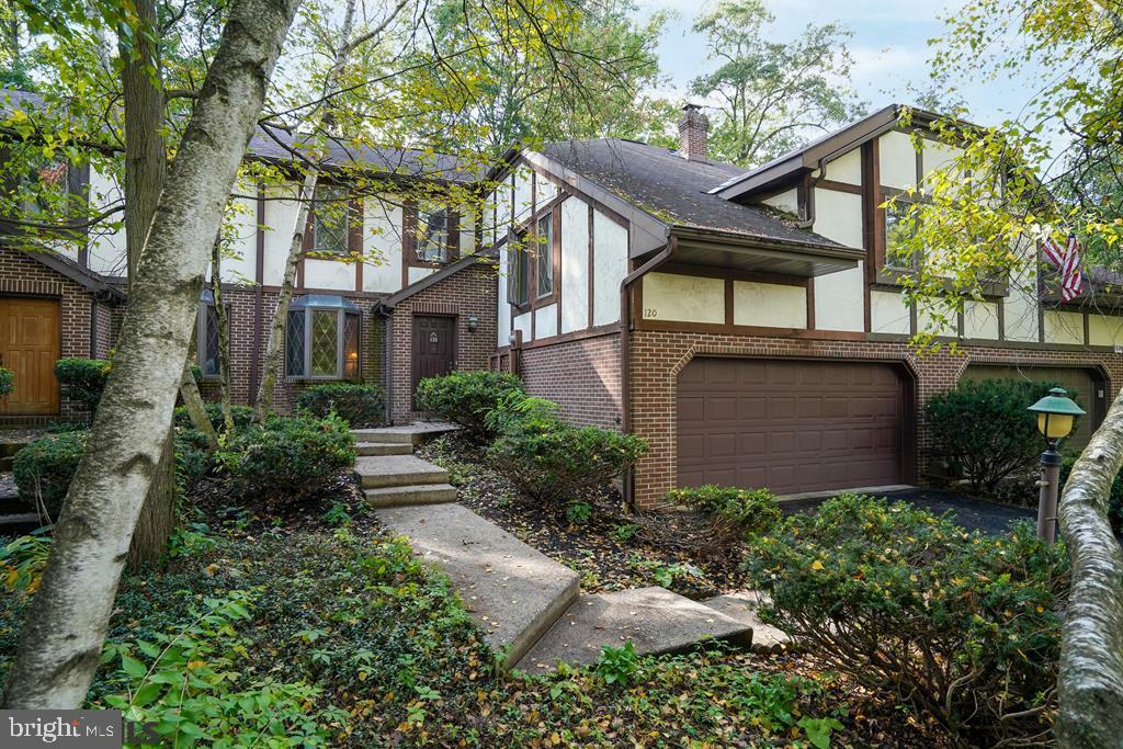 Property Photo:  120 Westminster Court  PA 16803 