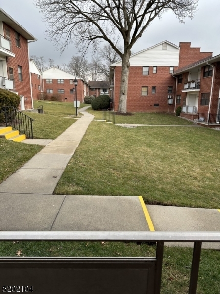 Property Photo:  1300 Rock Ave 2  NJ 07060 