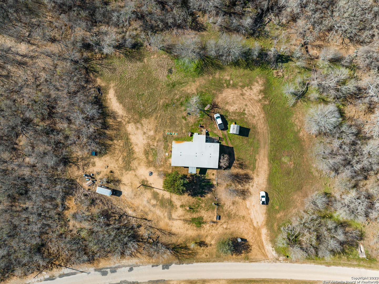 Property Photo: 130 Country View Ln TX 78114