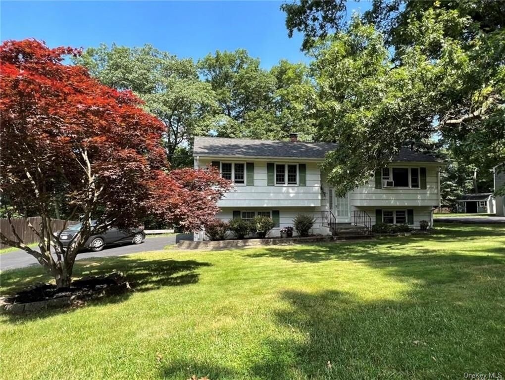 Property Photo:  23 Woodland Road  NY 10930 