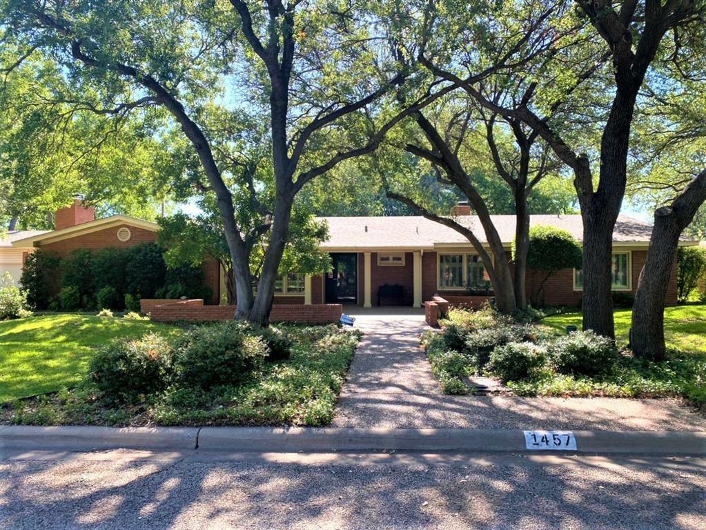 Property Photo:  1457 Tanglewood Road  TX 79605 
