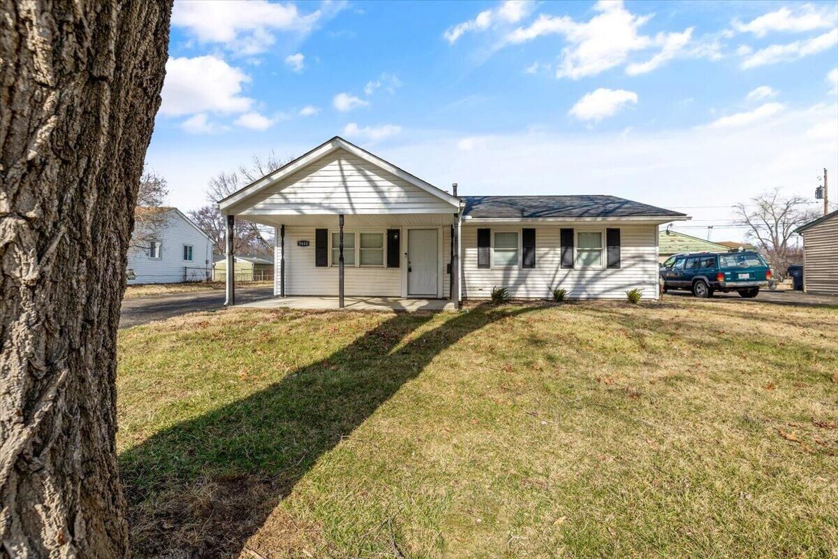 Property Photo:  5408 Cove Avenue  OH 43232 