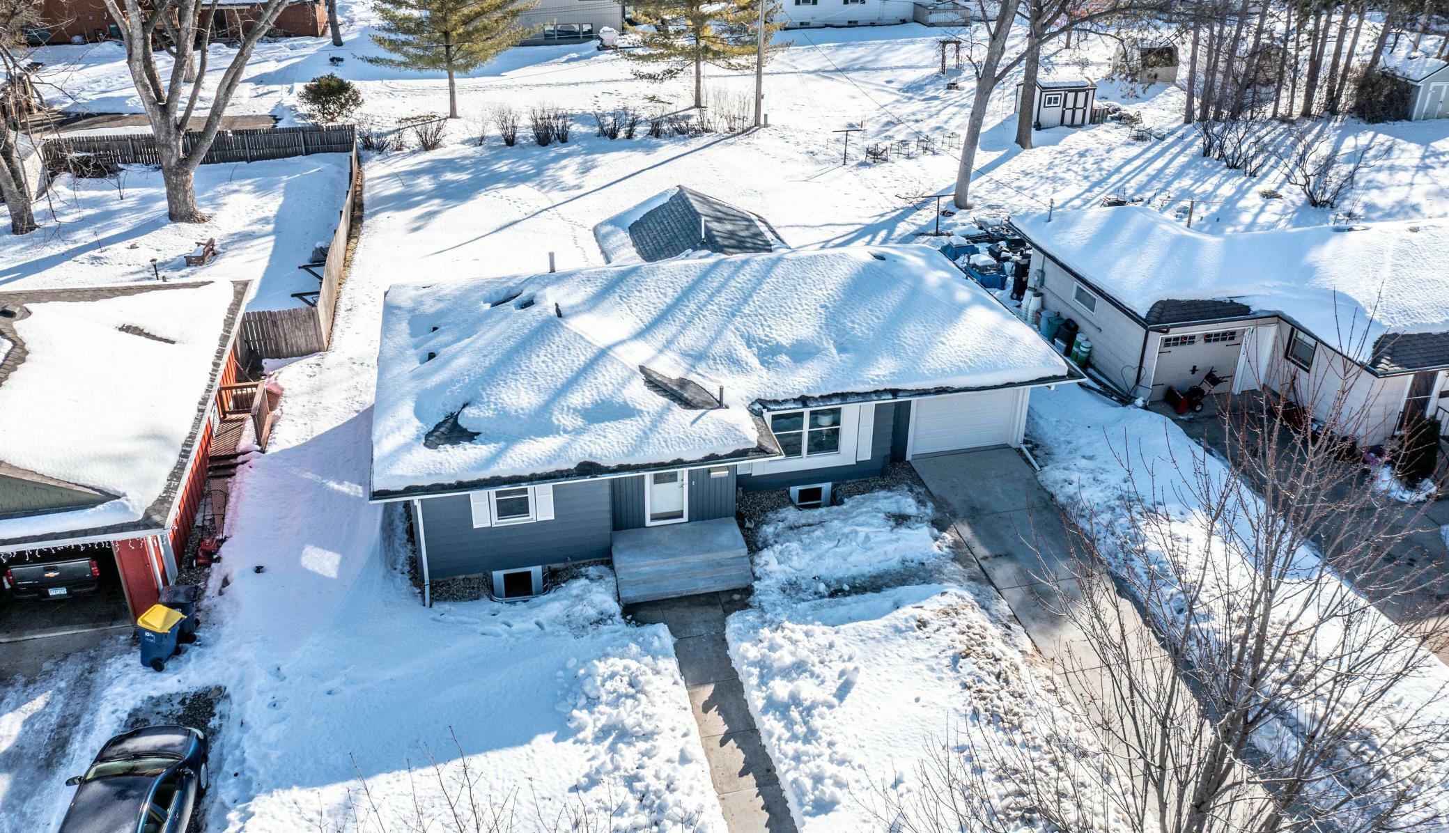 Property Photo:  320 Linden Street N  MN 55057 