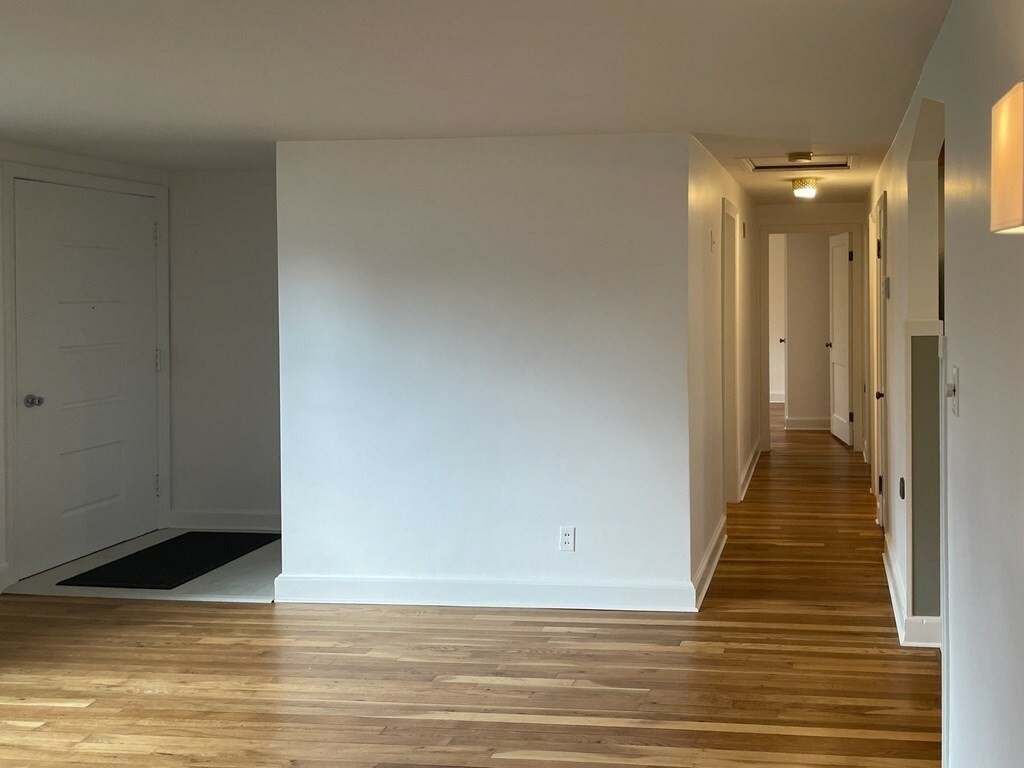 Property Photo:  17 Suffolk  MA 02067 
