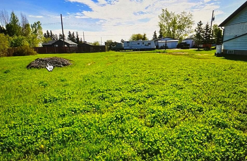Property Photo: 4727 53 Street AB T0H 3A0