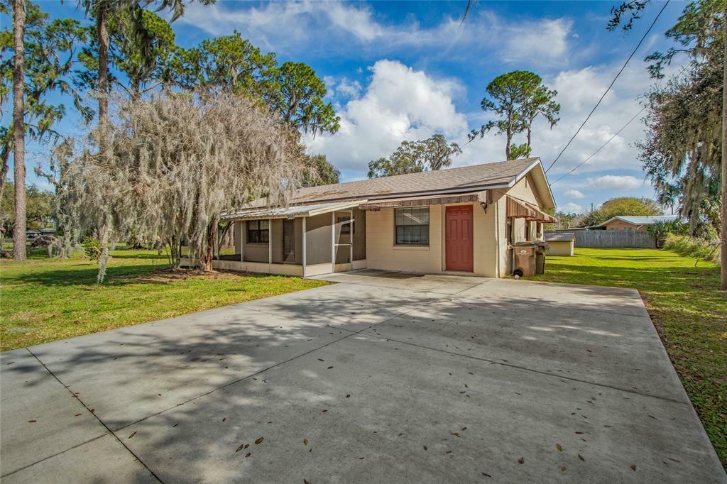 Property Photo:  32646 Lake Eustis Drive  FL 32778 