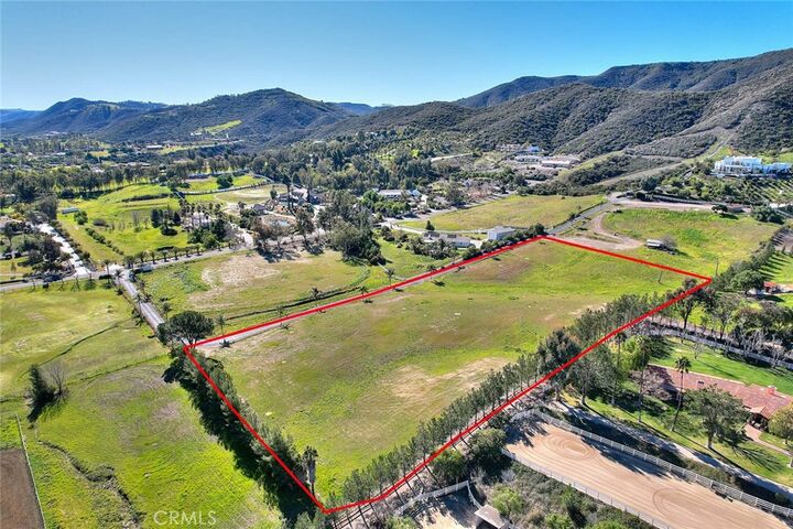 Property Photo:  0 Hawthorn  CA 92562 