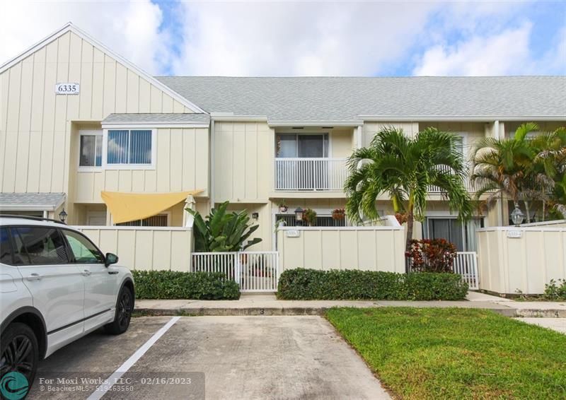 Property Photo: 6335 Riverwalk Ln 3 FL 33458