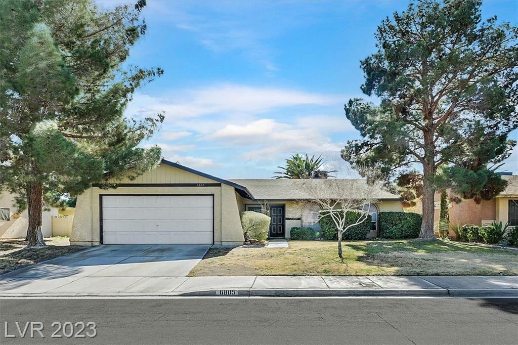 Property Photo:  6805 Quail Hollow Drive  NV 89108 