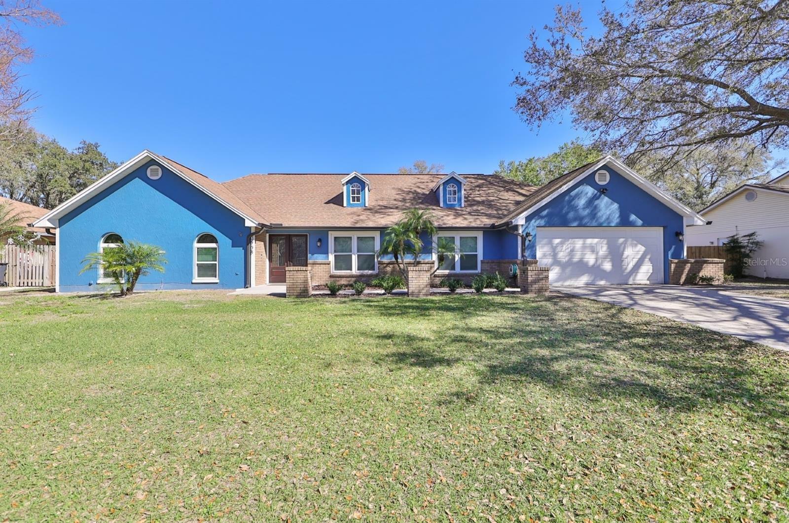 Property Photo:  3908 Rosedale Drive  FL 33511 