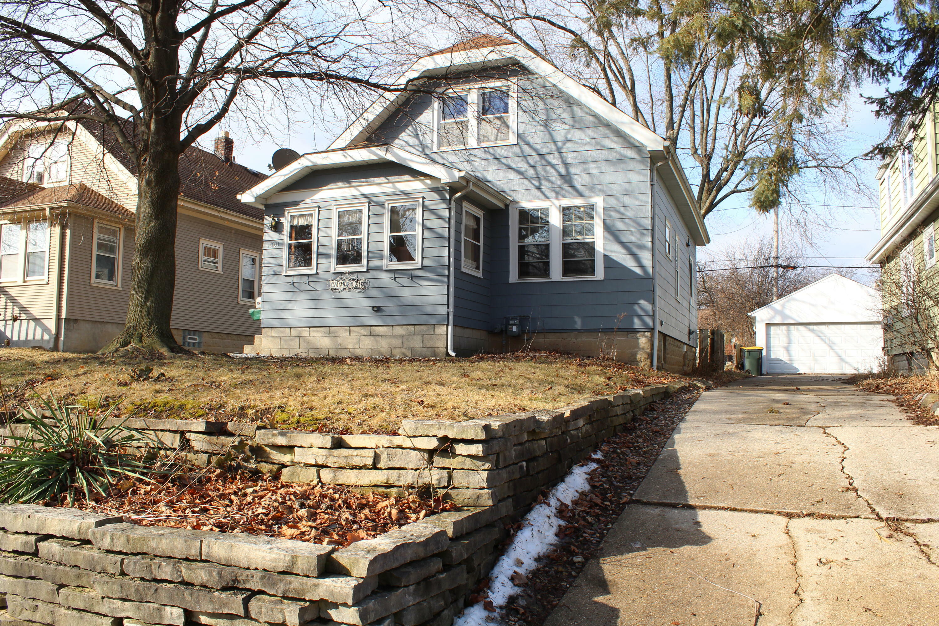 Property Photo:  1301 S 90th St  WI 53214 