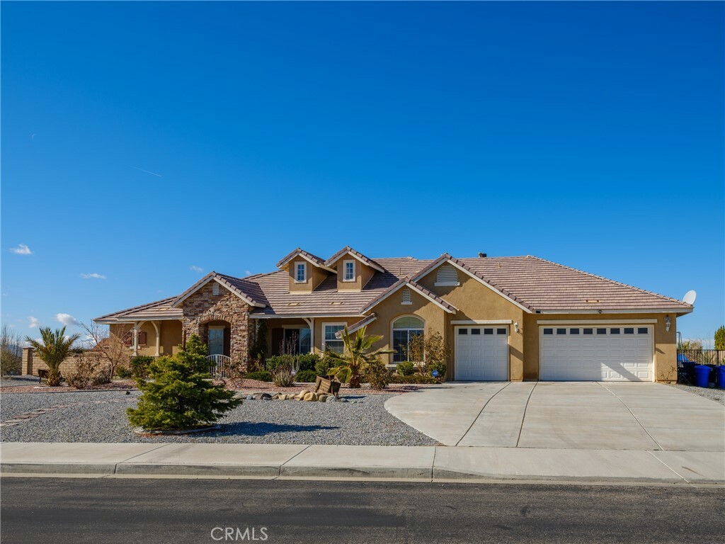 Property Photo:  12302 Braeburn Road  CA 92308 