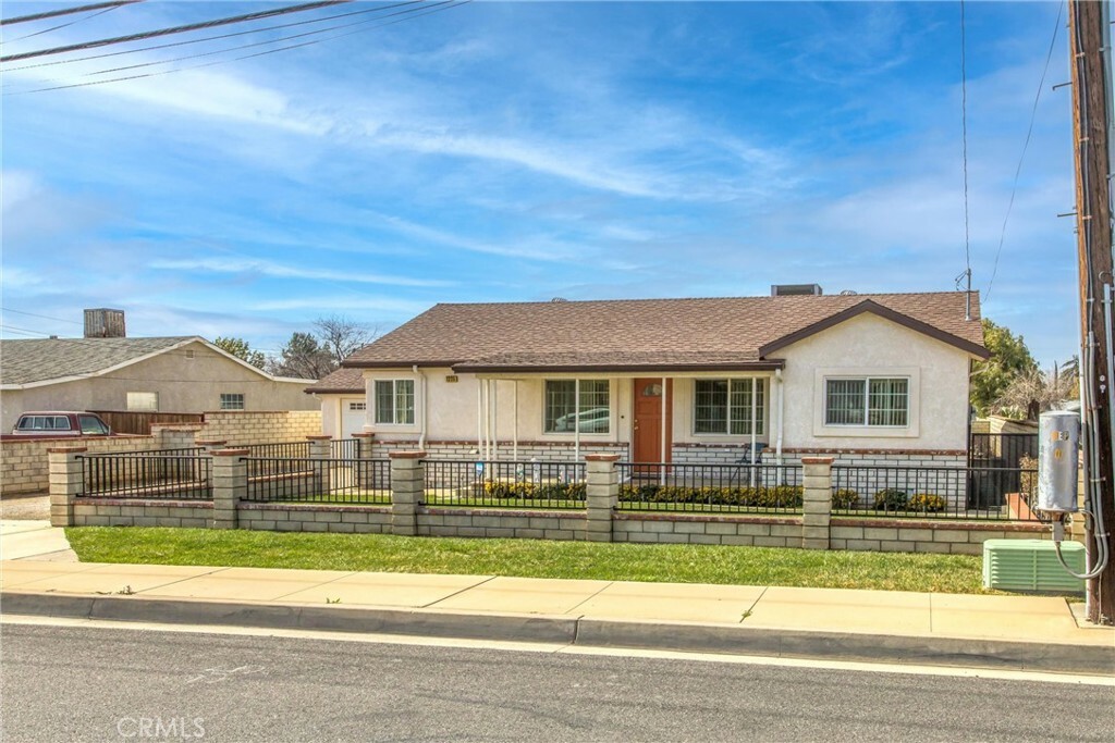 Property Photo:  1225 Beaumont Avenue  CA 92223 