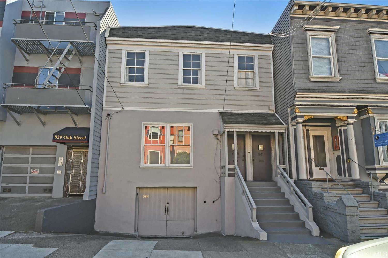 Property Photo:  939 Oak Street  CA 94117 