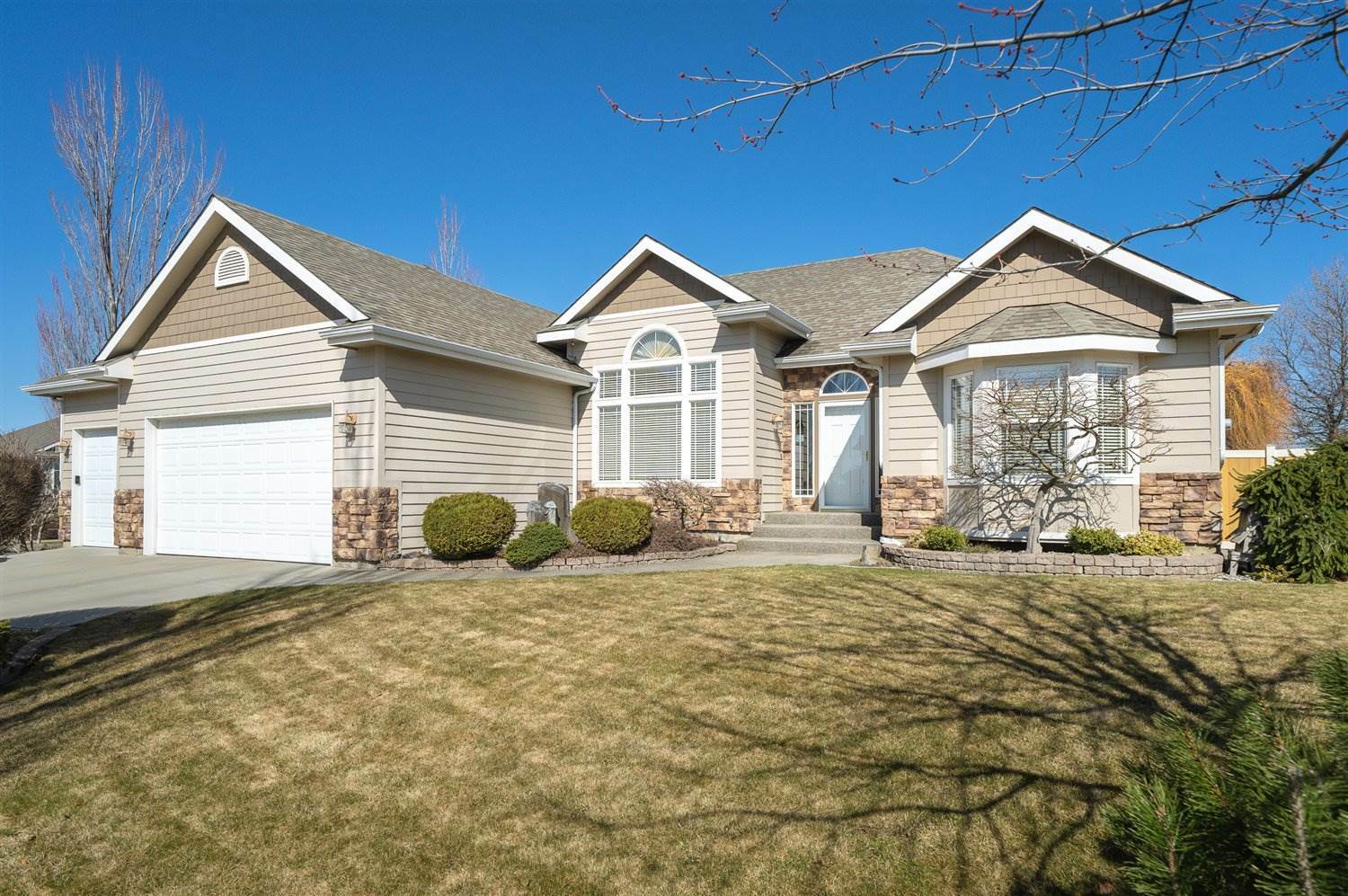 Property Photo: 3416 W Kens Ct WA 99208-8592
