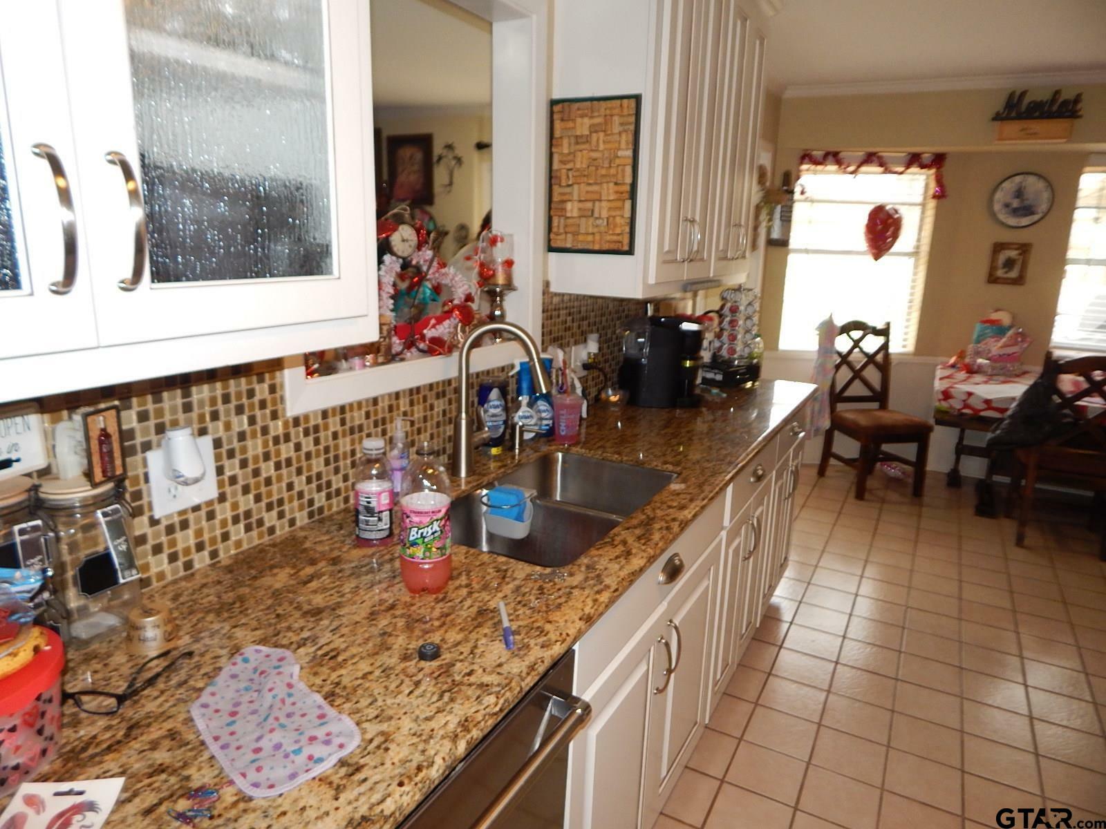 Property Photo:  3216 Restview  TX 75604 