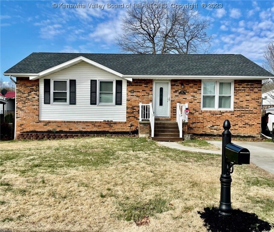 Property Photo:  5314 Melwood Drive  WV 25313 