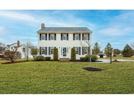 Property Photo:  42 Deer Run Rd  MA 02019 