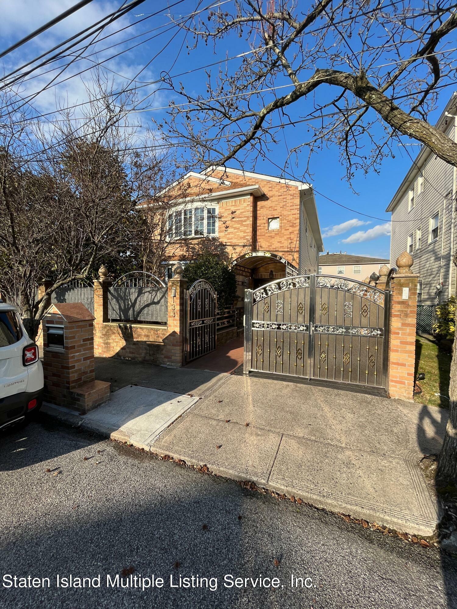 Property Photo: 133 Hopkins Avenue 2nd Floor NY 10306